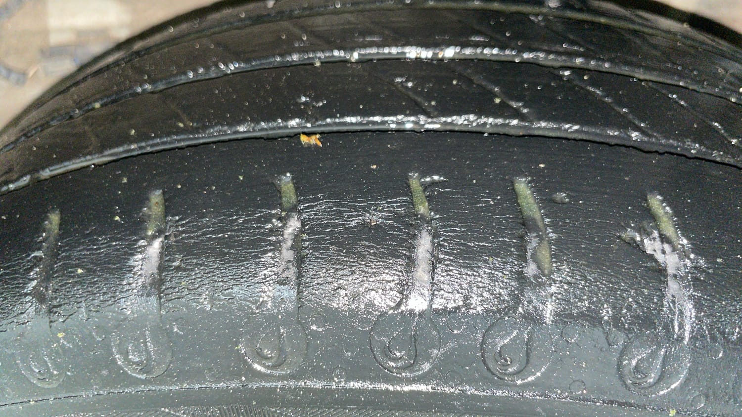 Used 2021 Tata Tiago XE Petrol Manual tyres LEFT REAR TYRE TREAD VIEW