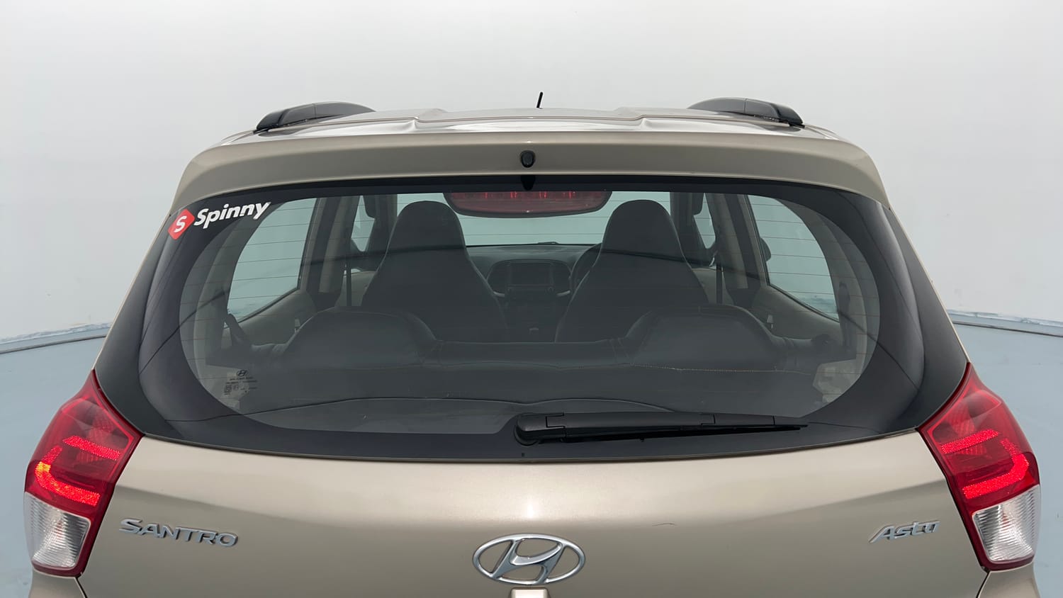 Used 2018 Hyundai Santro Asta Petrol Manual exterior BACK WINDSHIELD VIEW
