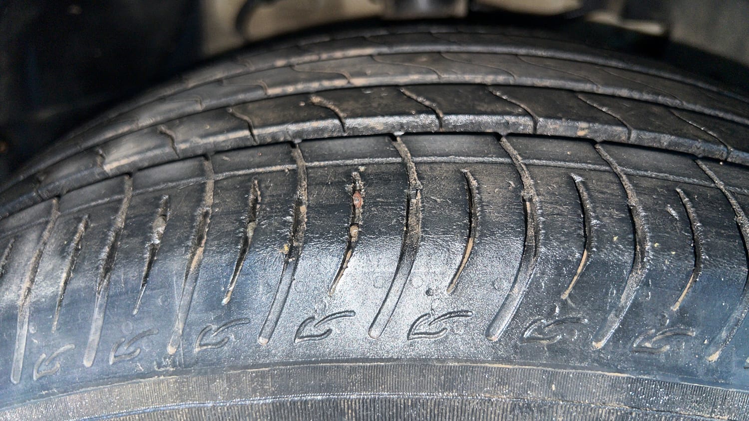 Used 2021 Tata Nexon EV XZ Plus Electric Automatic tyres RIGHT FRONT TYRE TREAD VIEW