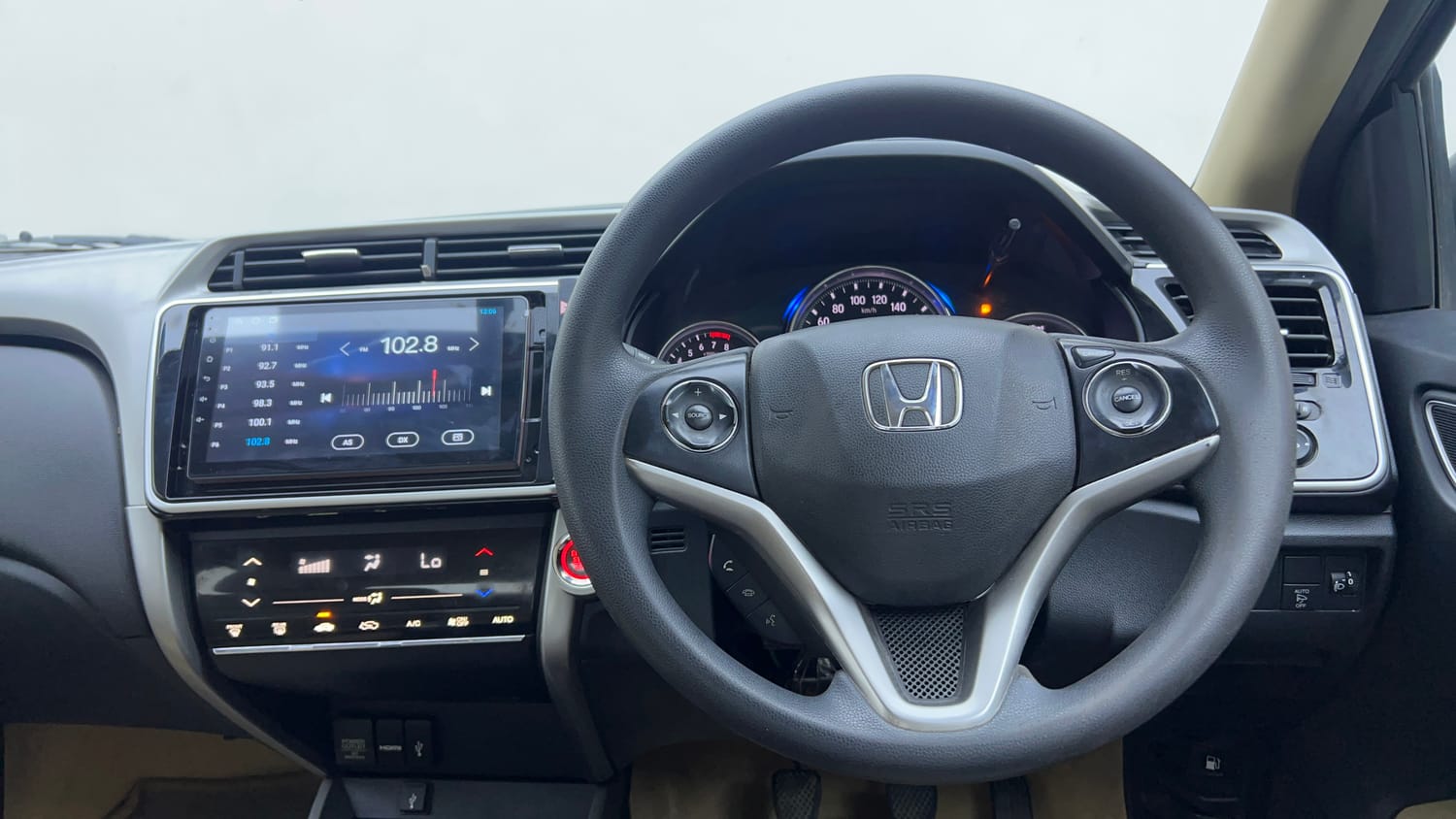 Used 2018 Honda City V Petrol Petrol Manual interior STEERING VIEW