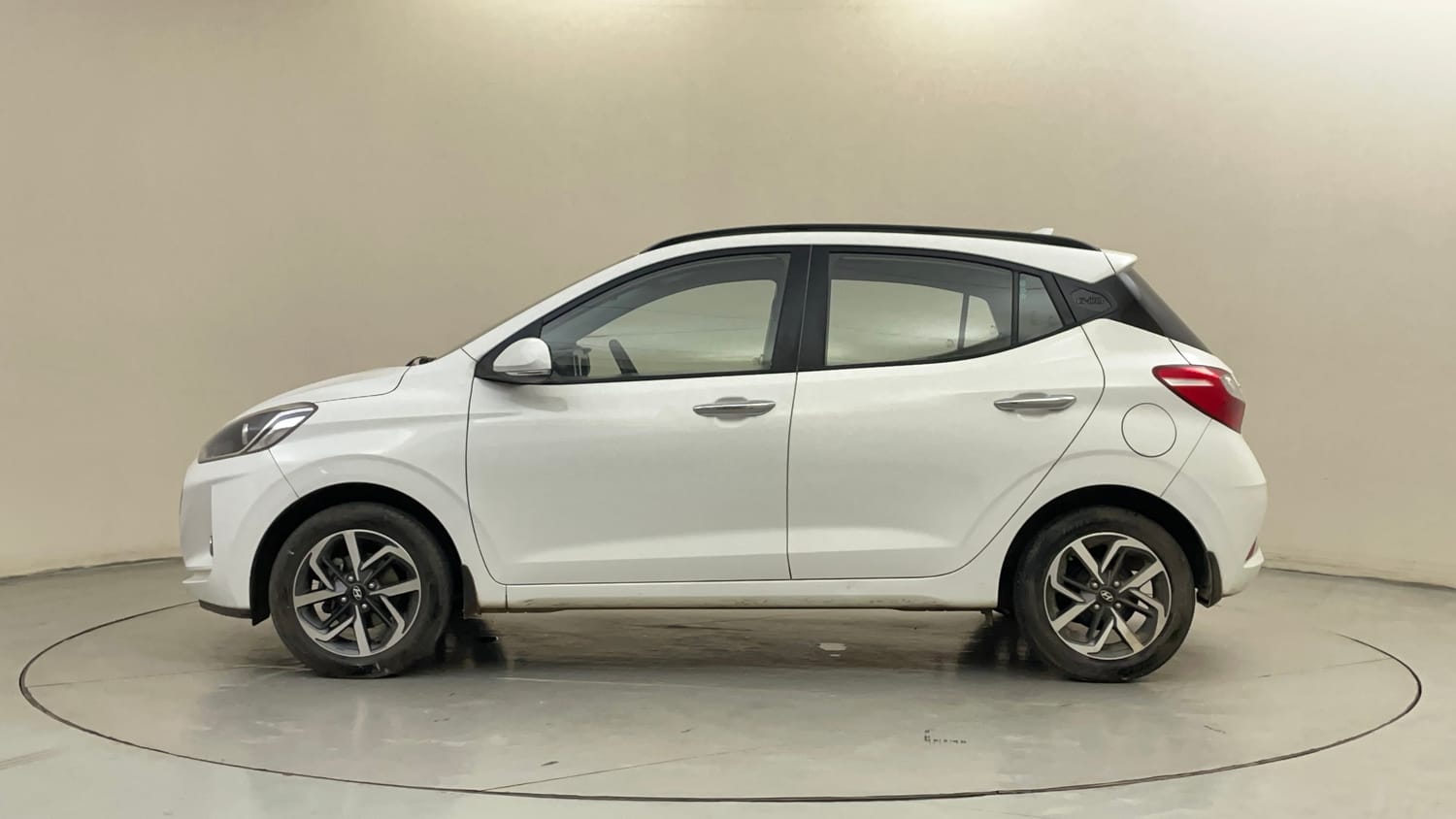 Used 2020 Hyundai Grand i10 Nios Asta 1.2 Kappa VTVT Petrol Manual exterior LEFT SIDE VIEW