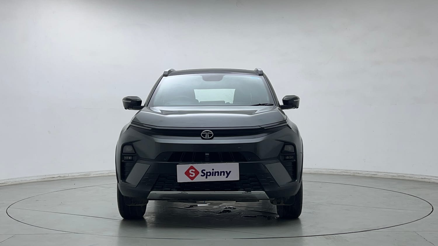 Used 2024 tata Nexon Fearless S 1.2 Revotron Petrol 7DCA Dual Tone Petrol Automatic exterior FRONT VIEW