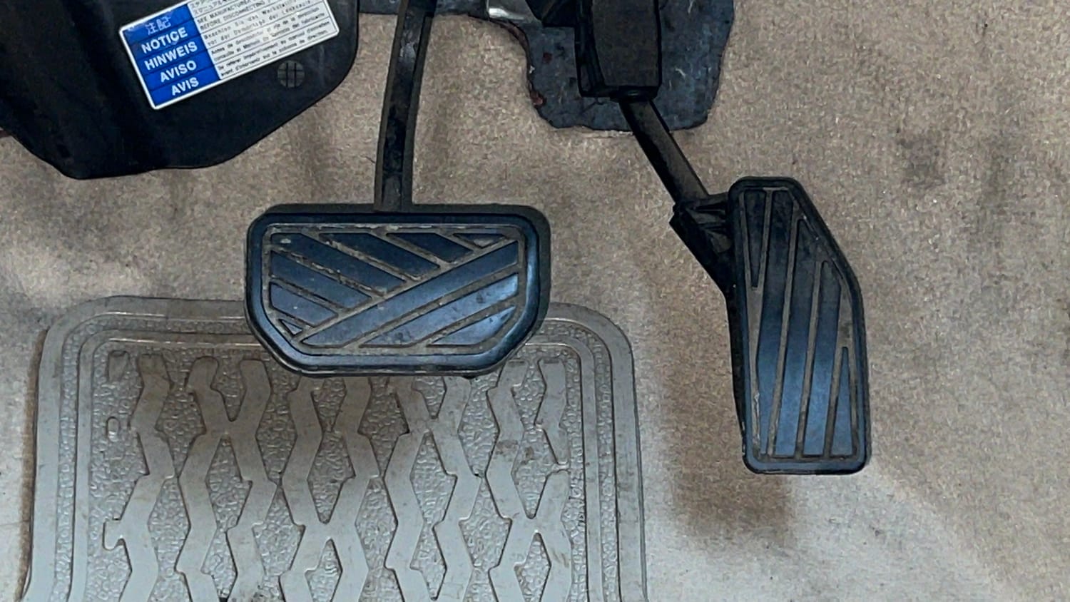Used 2017 Maruti Suzuki Dzire ZXi Plus AMT Petrol Automatic interior PEDALS VIEW