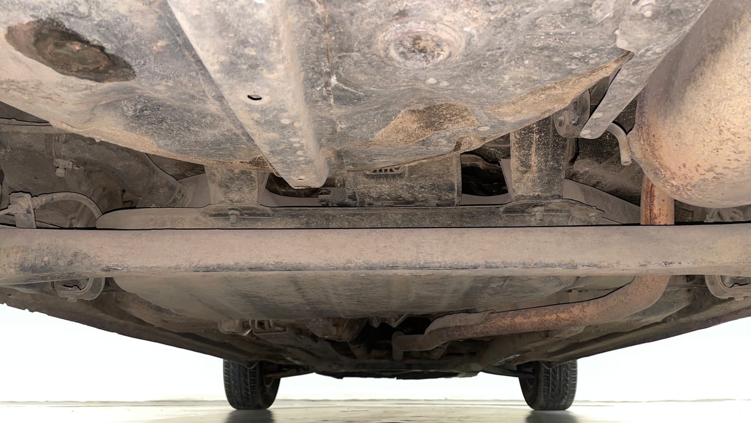 Used 2014 Hyundai i20 Asta 1.2 Petrol Manual extra REAR UNDERBODY VIEW (TAKEN FROM REAR)