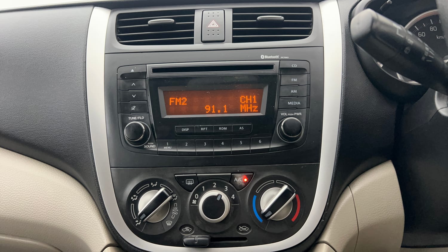 Used 2019 Maruti Suzuki Celerio ZXi Petrol Manual interior MUSIC SYSTEM & AC CONTROL VIEW