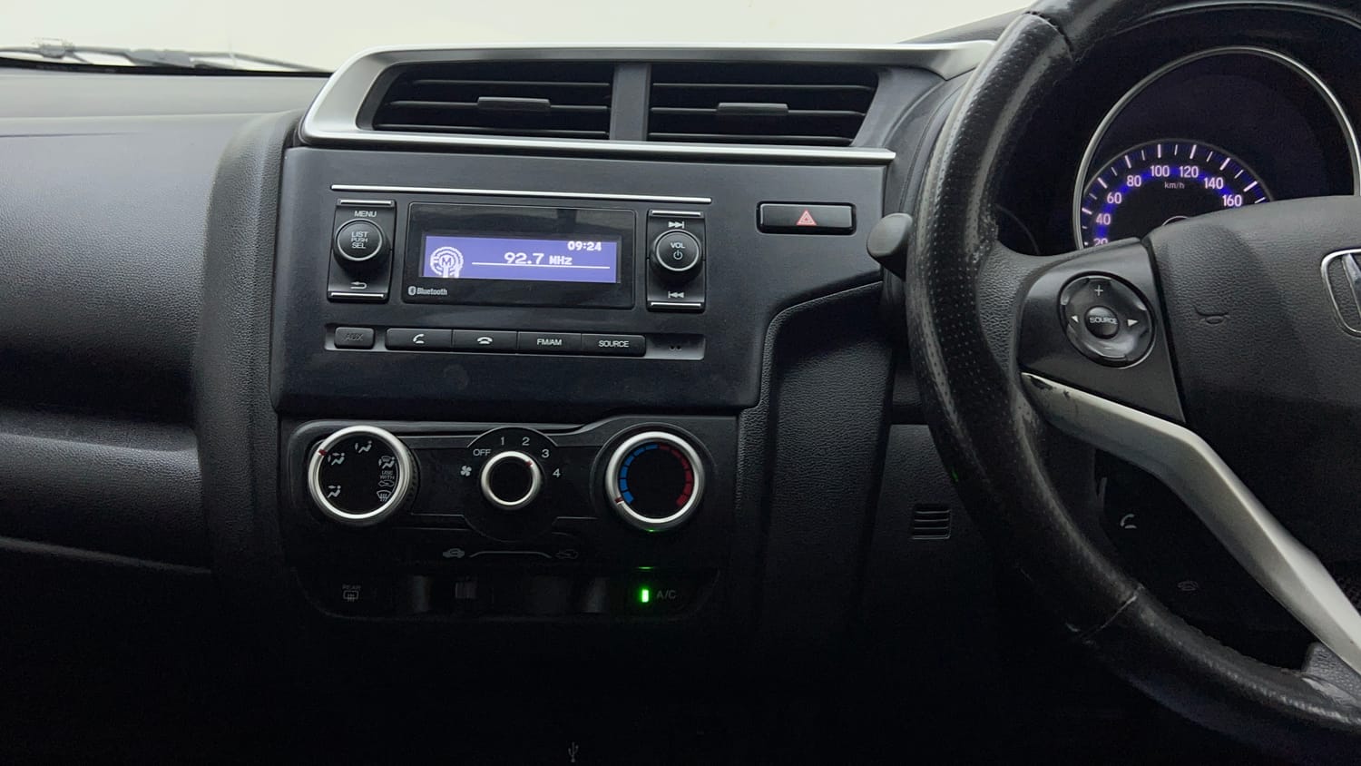 Used 2018 Honda WR-V S MT Petrol Petrol Manual interior MUSIC SYSTEM & AC CONTROL VIEW
