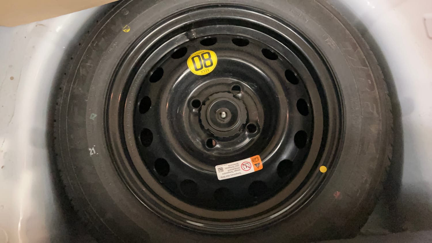 Used 2019 Ford Figo Titanium 1.2 Ti-VCT MT Petrol Manual tyres SPARE TYRE VIEW