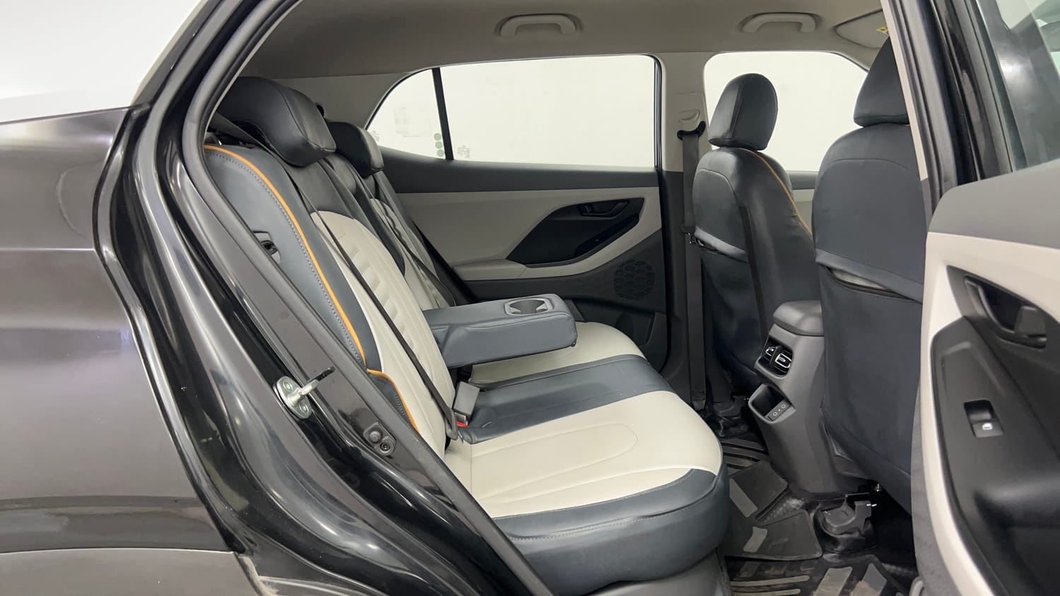 Used 2024 Hyundai Creta 1.5 MPi Petrol MT E Petrol Manual interior RIGHT SIDE REAR DOOR CABIN VIEW