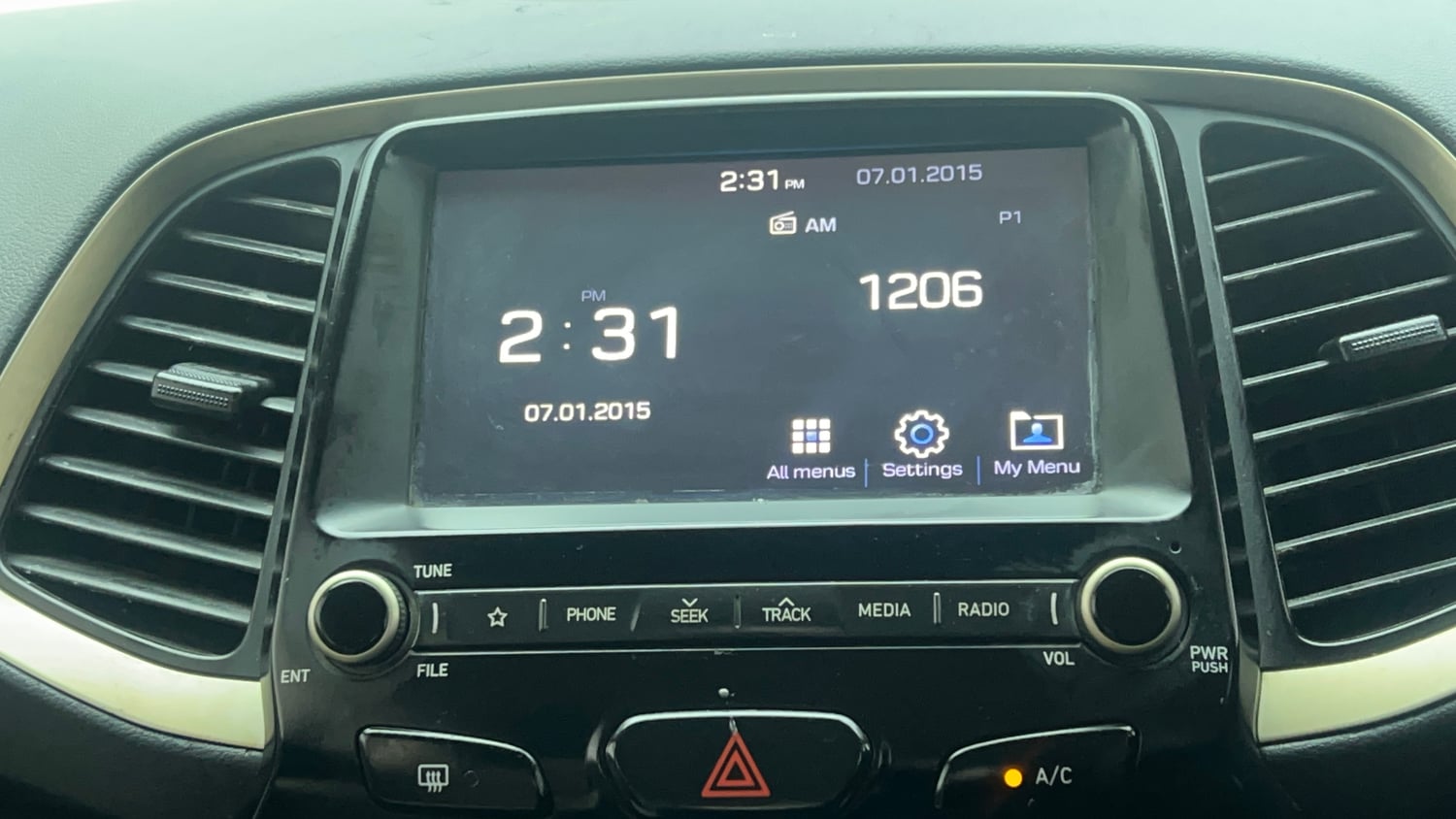 Used 2019 Hyundai Santro Sportz CNG Cng Manual top_features Touch screen infotainment system