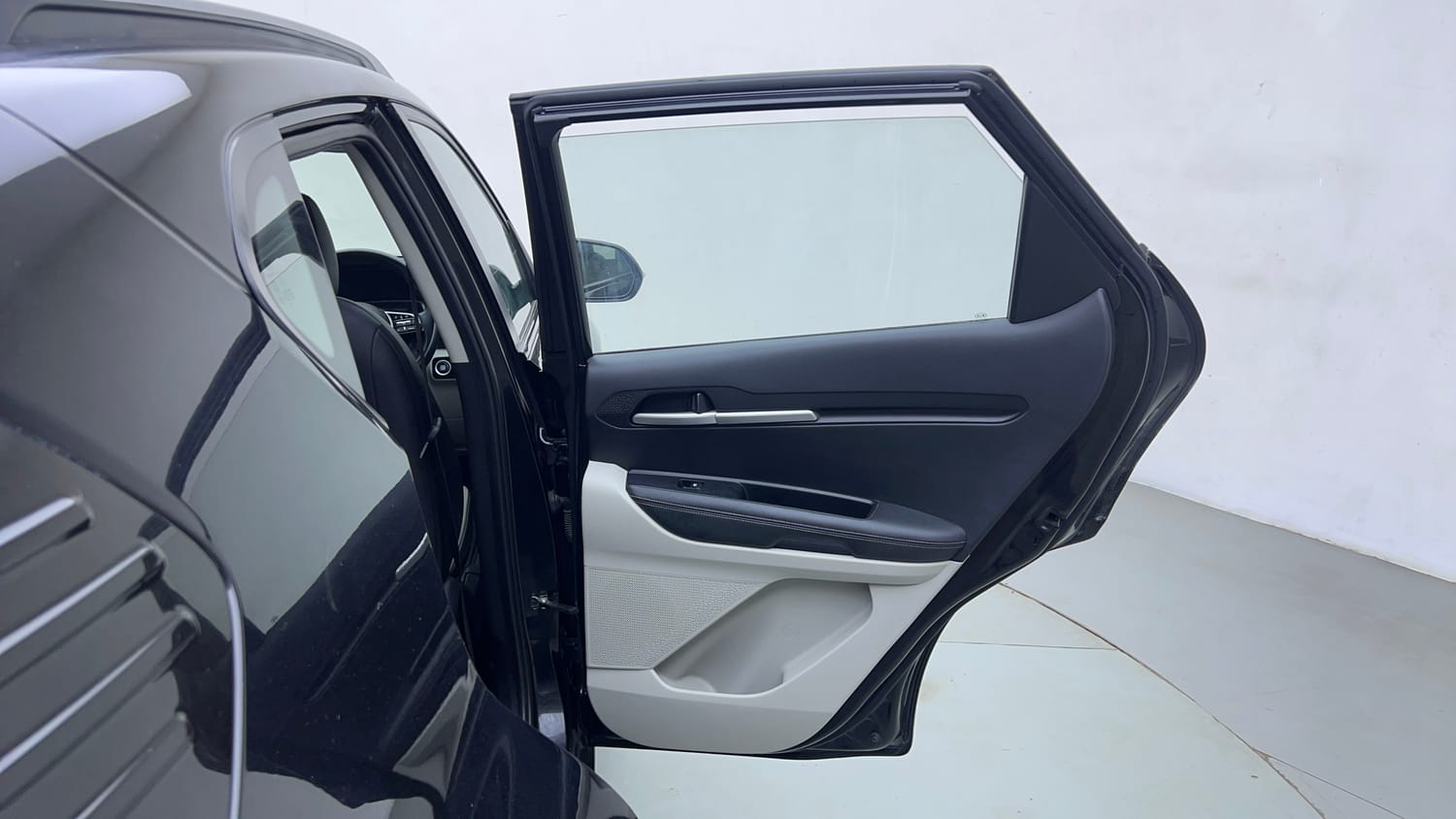 Used 2020 Kia Sonet HTX 1.0 iMT Petrol Manual interior RIGHT REAR DOOR OPEN VIEW