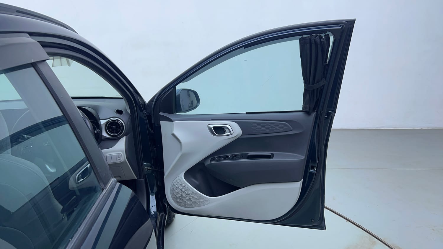 Used 2022 Hyundai Grand i10 Nios Sportz AMT 1.2 Kappa VTVT Petrol Automatic interior RIGHT FRONT DOOR OPEN VIEW