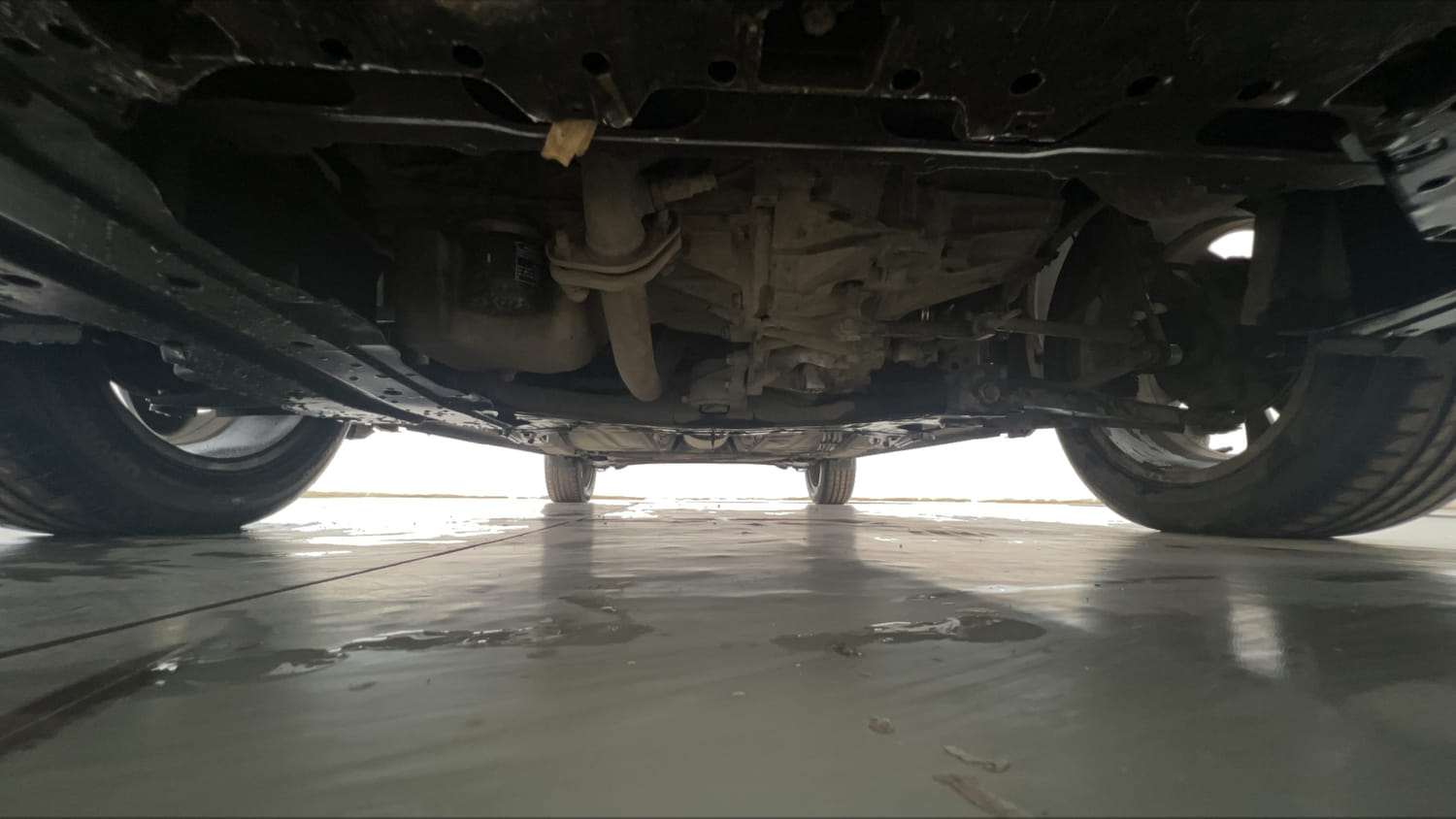 Used 2020 Maruti Suzuki Baleno Zeta Petrol Manual extra FRONT LEFT UNDERBODY VIEW