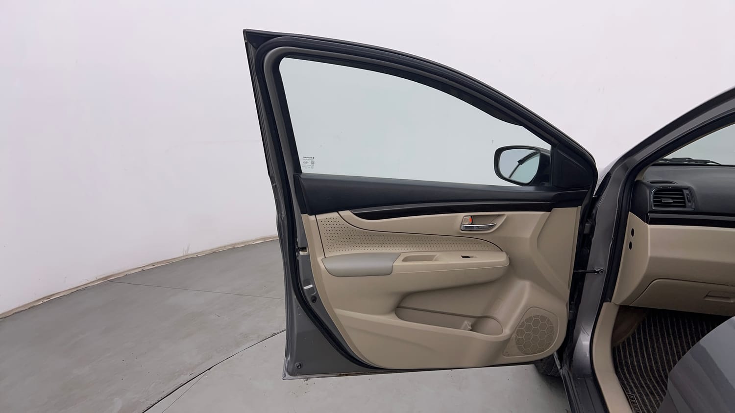 Used 2018 Maruti Suzuki Ciaz Sigma 1.4 MT Petrol Manual interior LEFT FRONT DOOR OPEN VIEW