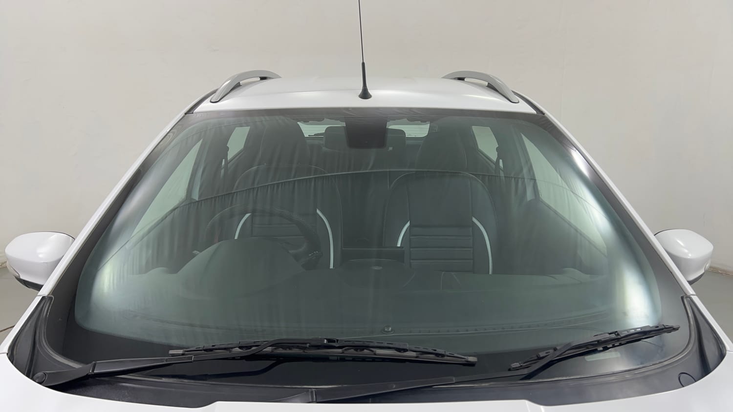 Used 2020 Ford Freestyle Titanium Plus 1.2 Ti-VCT Petrol Manual exterior FRONT WINDSHIELD VIEW