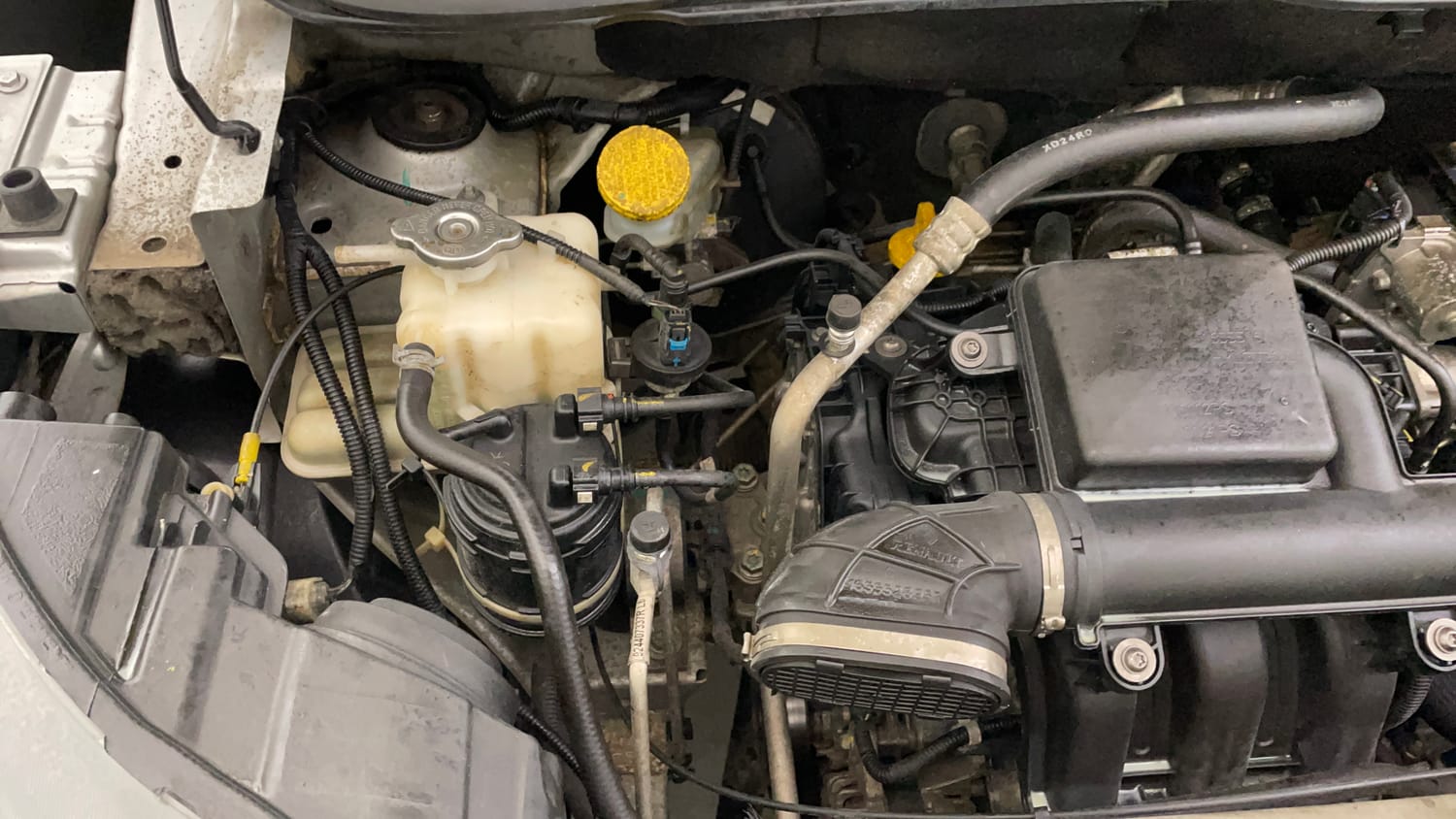 Used 2022 Renault Triber RXT EASY-R AMT Petrol Automatic engine ENGINE RIGHT SIDE VIEW