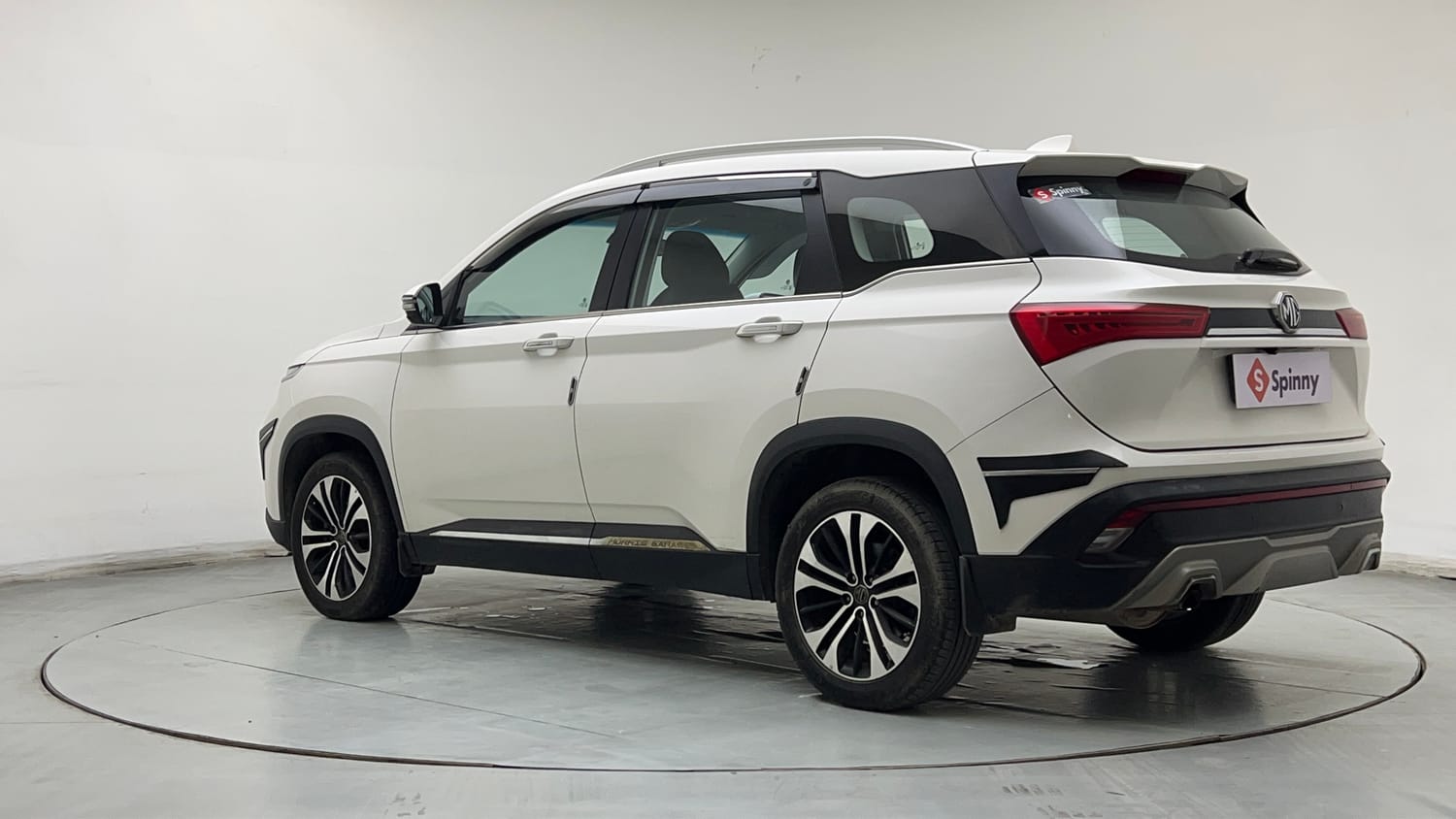 Used 2022 MG Motors Hector Sharp 1.5 Petrol CVT Petrol Automatic exterior LEFT REAR CORNER VIEW