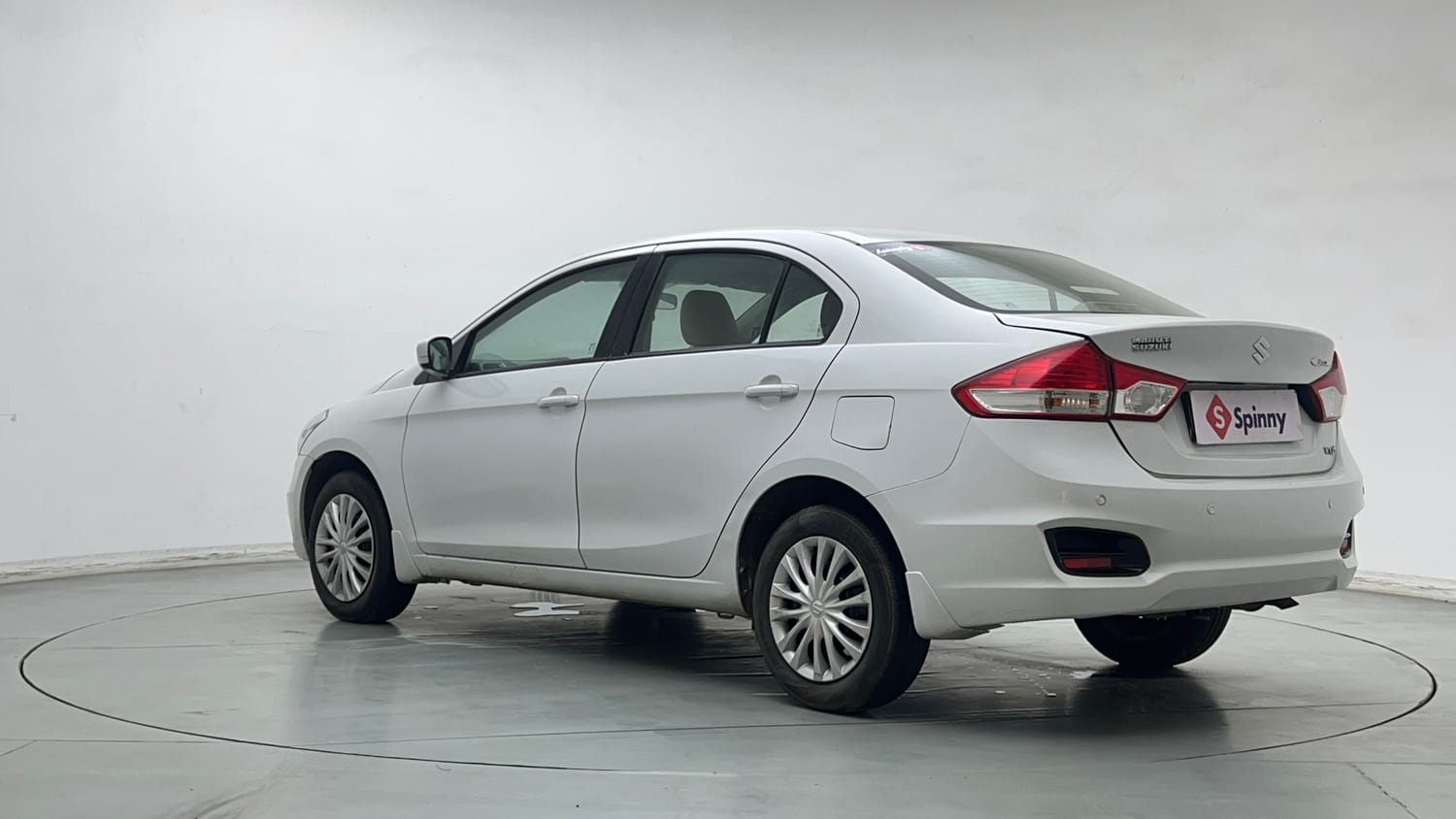 Used 2016 Maruti Suzuki Ciaz VXi+ AT Petrol Automatic exterior LEFT REAR CORNER VIEW