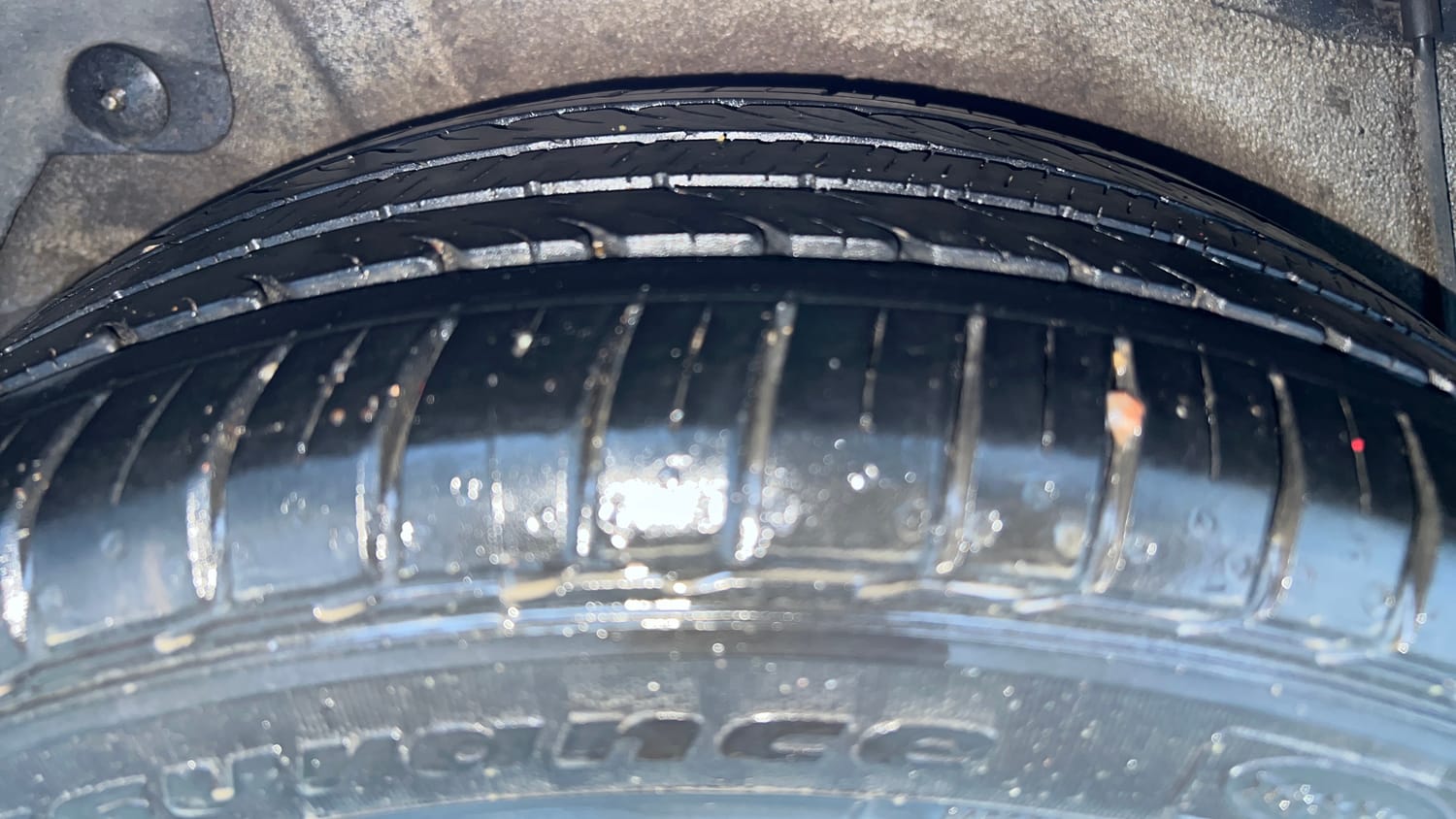 Used 2013 Hyundai Verna Fluidic 1.6 VTVT SX AT Petrol Automatic tyres RIGHT REAR TYRE TREAD VIEW