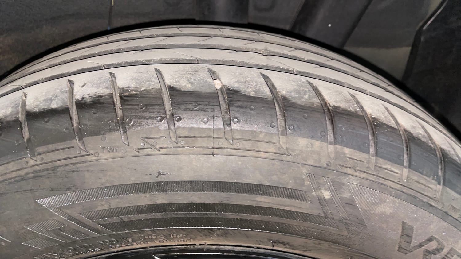 Used 2026 Hyundai Exter 1.2 Kappa Petrol AMT HX 3 Petrol Automatic tyres LEFT REAR TYRE TREAD VIEW