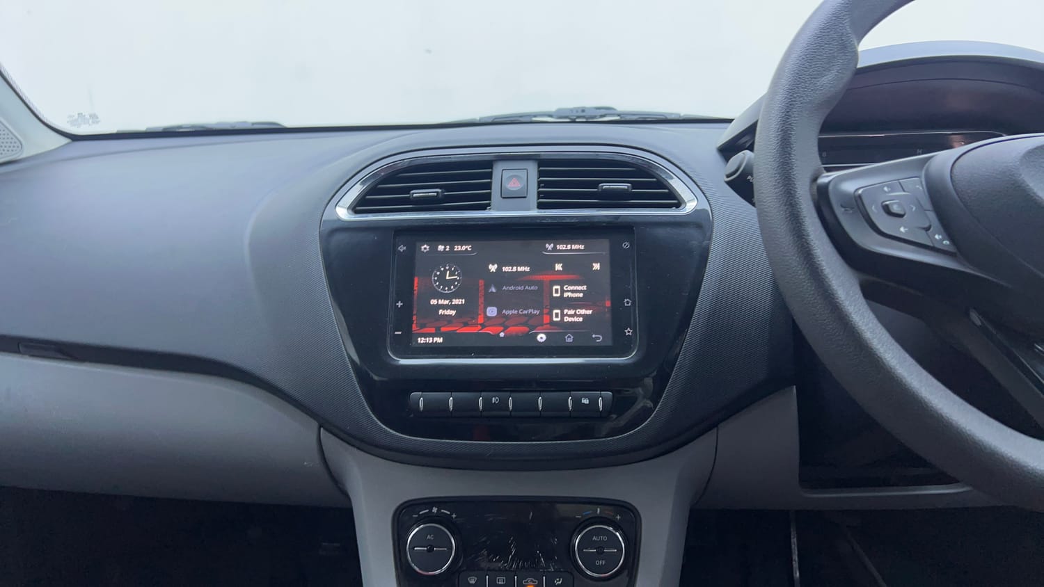 Used 2020 Tata Tiago XZA Plus Dual Tone Petrol Automatic interior MUSIC SYSTEM & AC CONTROL VIEW