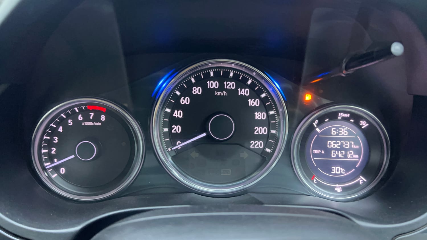 Used 2018 Honda City V Petrol Petrol Manual interior CLUSTERMETER VIEW