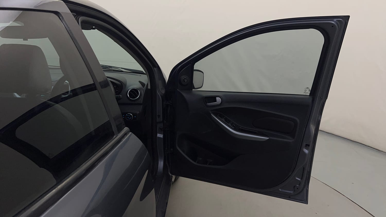 Used 2016 Ford Figo Titanium 1.5 Ti-VCT AT Petrol Automatic interior RIGHT FRONT DOOR OPEN VIEW