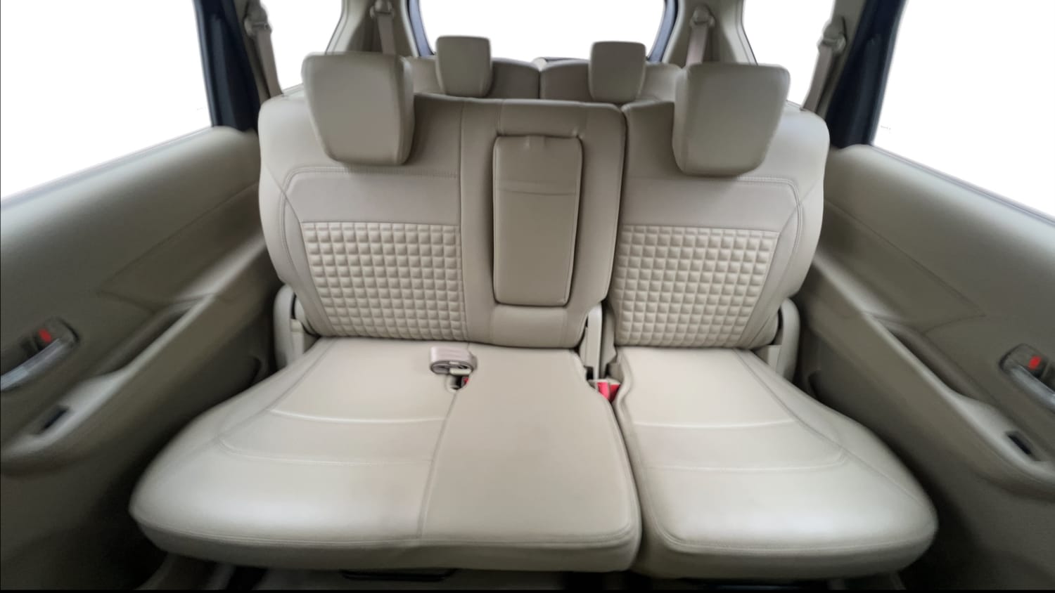 Used 2018 Maruti Suzuki New Ertiga ZXi AT Petrol Automatic interior REAR SEAT CONDITION VIEW