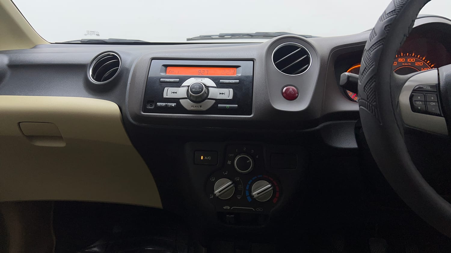 Used 2013 Honda Brio S MT Petrol Manual top_features Integrated (in-dash) music system