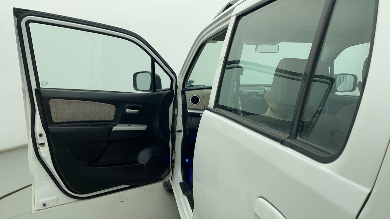 Used 2016 Maruti Suzuki Wagon R 1.0 VXI AMT Petrol Automatic interior LEFT FRONT DOOR OPEN VIEW
