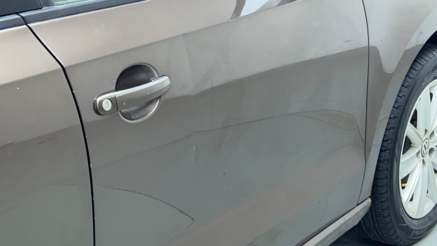 Used 2016 Volkswagen Vento Highline Petrol AT Petrol Automatic dents MINOR DENT