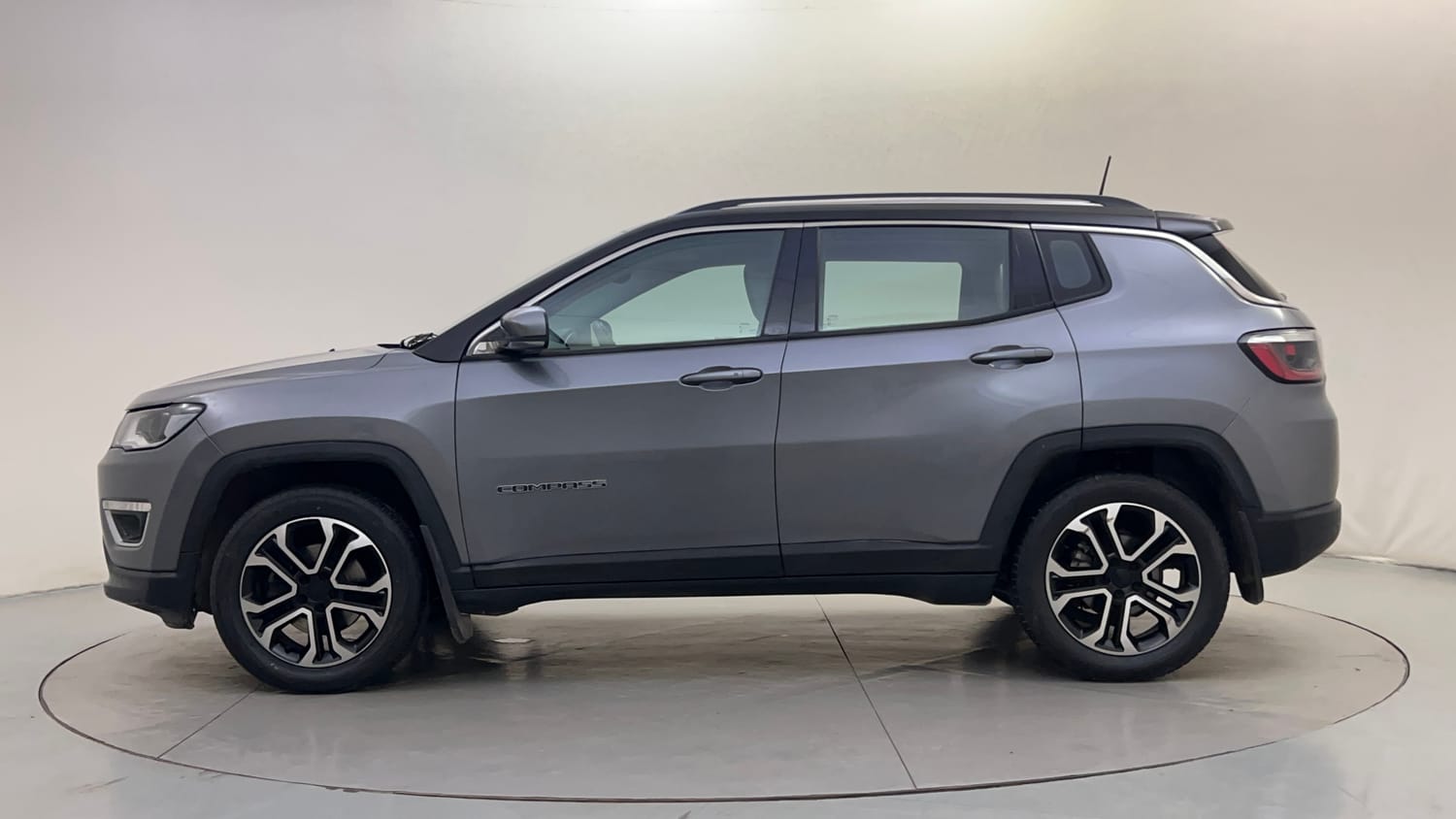 Used 2020 Jeep Compass Limited Plus Petrol AT Petrol Automatic exterior LEFT SIDE VIEW