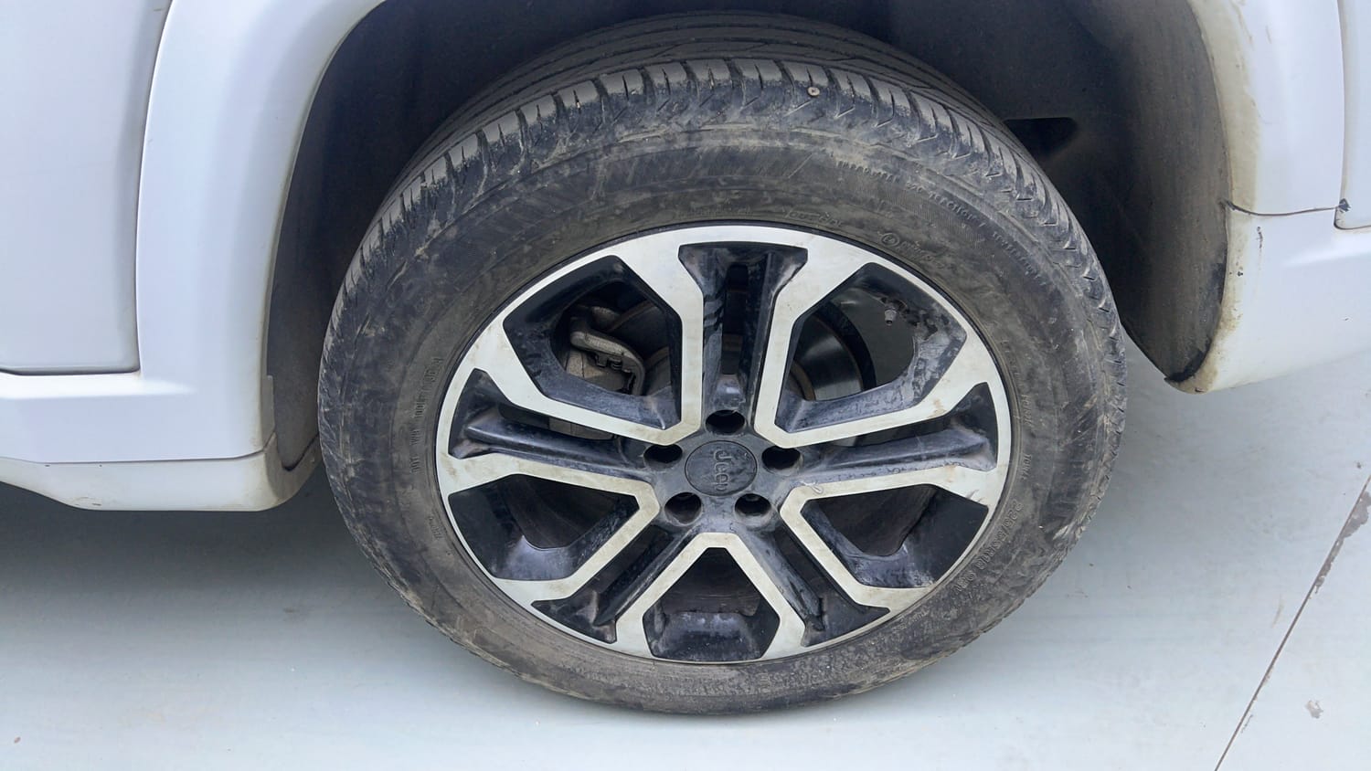 Used 2021 Jeep Compass Model S (O) Diesel 4x4 AT Diesel Automatic tyres LEFT REAR TYRE RIM VIEW