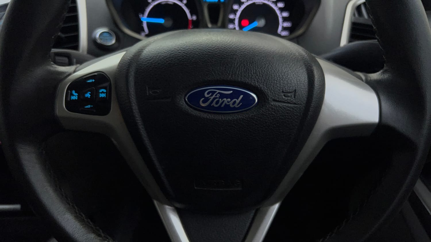 Used 2016 Ford EcoSport Titanium 1.5L TDCi Diesel Manual top_features Airbags
