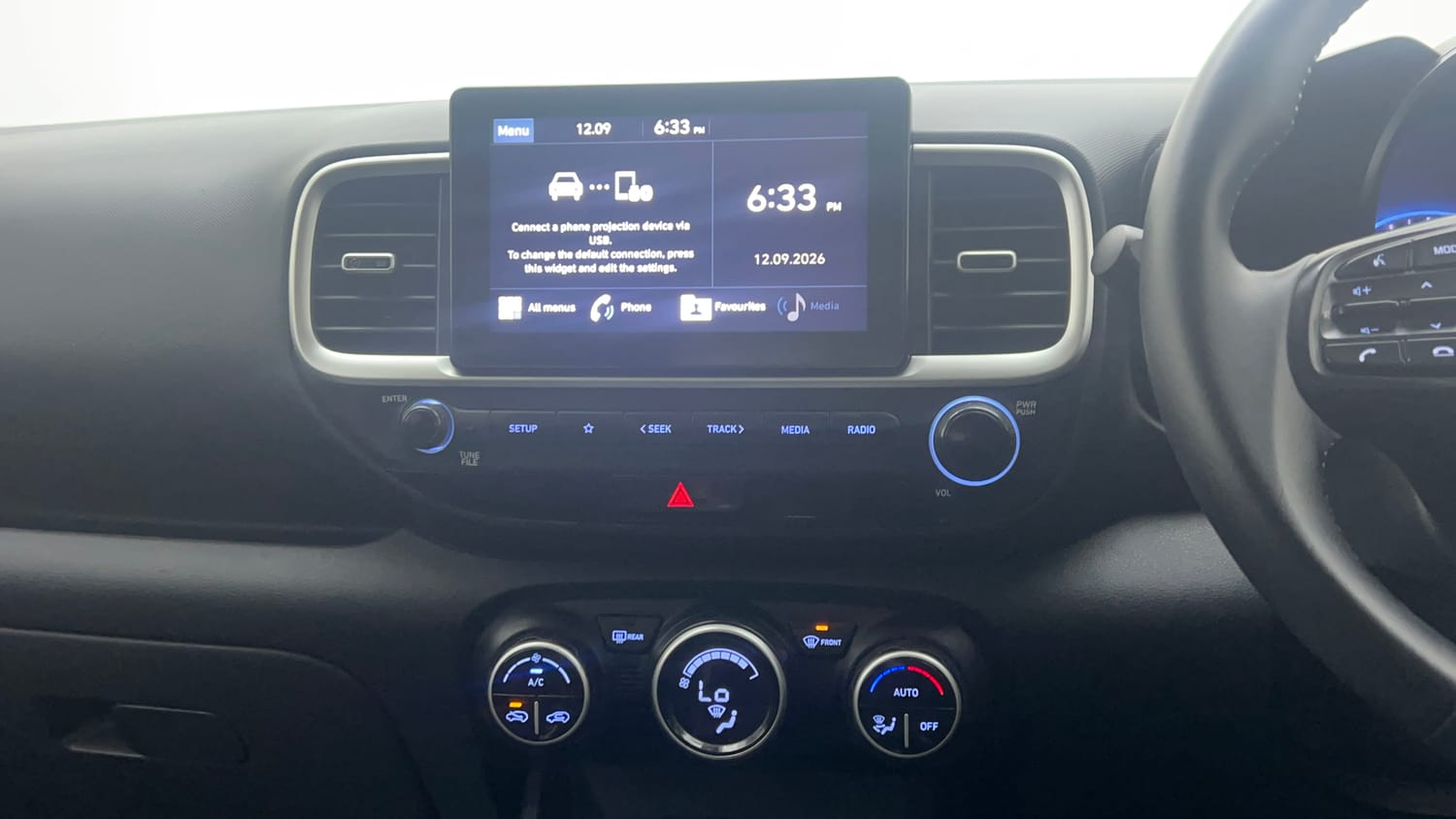 Used 2020 hyundai Venue SX 1.0 Turbo Petrol Petrol Manual interior MUSIC SYSTEM & AC CONTROL VIEW