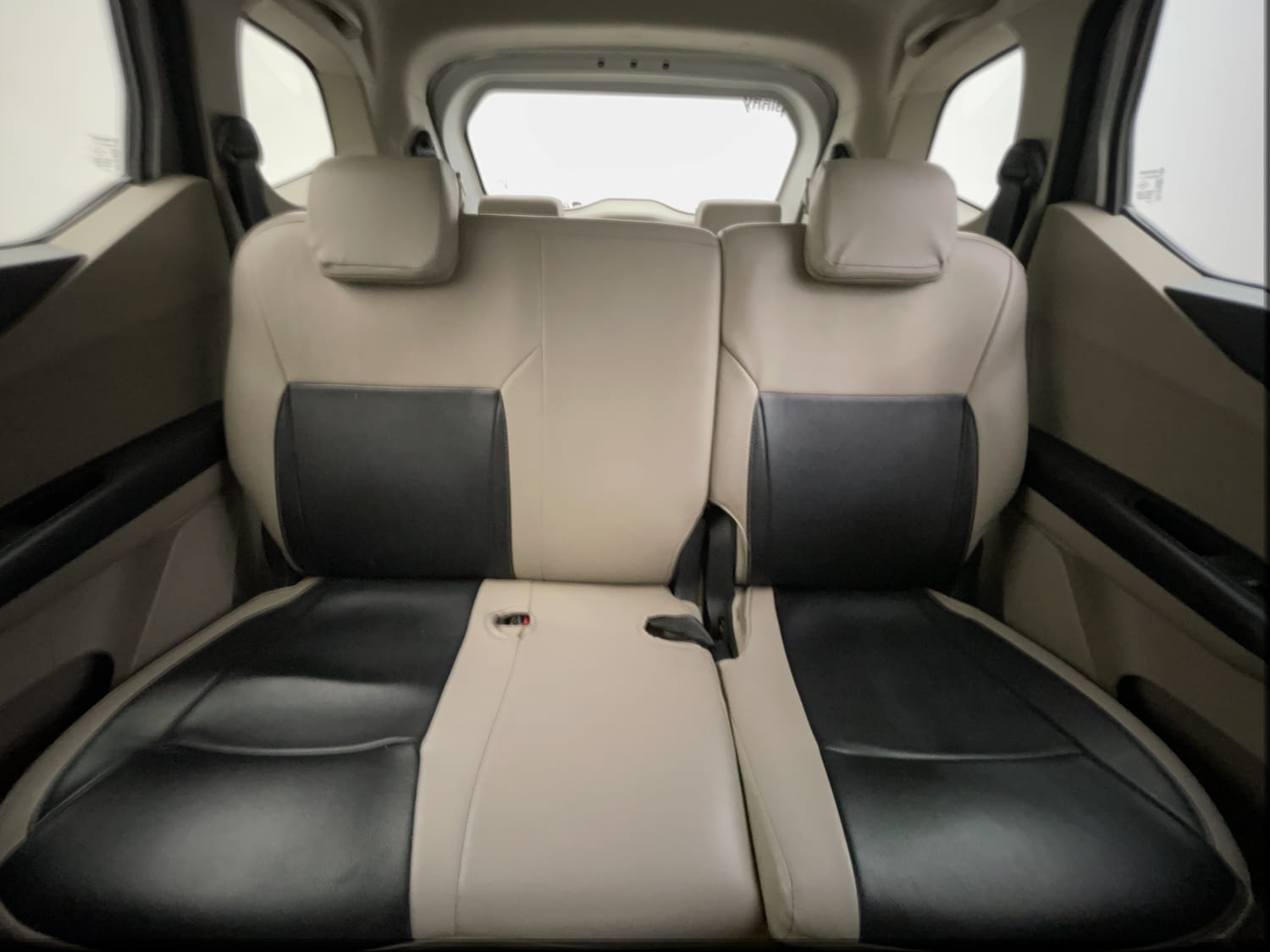 Used 2022 Renault Triber RXT EASY-R AMT Petrol Automatic interior REAR SEAT CONDITION VIEW