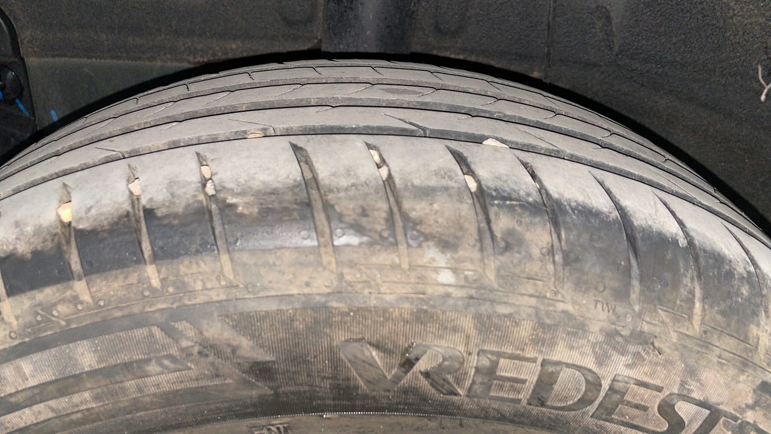 Used 2026 Hyundai Exter 1.2 Kappa Petrol AMT HX 3 Petrol Automatic tyres RIGHT REAR TYRE TREAD VIEW