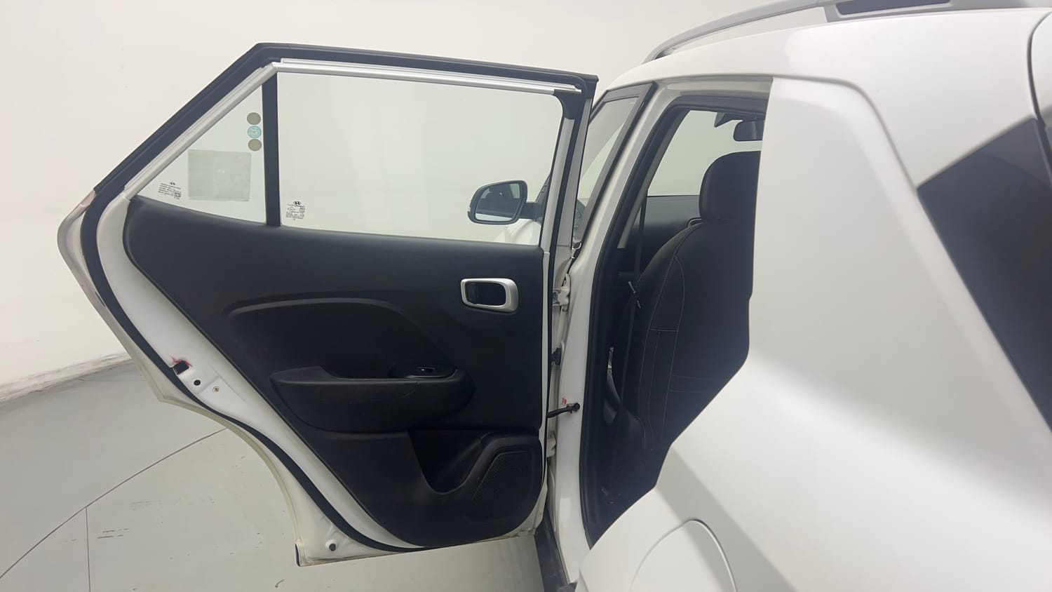 Used 2020 hyundai Venue SX 1.0 Turbo Petrol Petrol Manual interior LEFT REAR DOOR OPEN VIEW