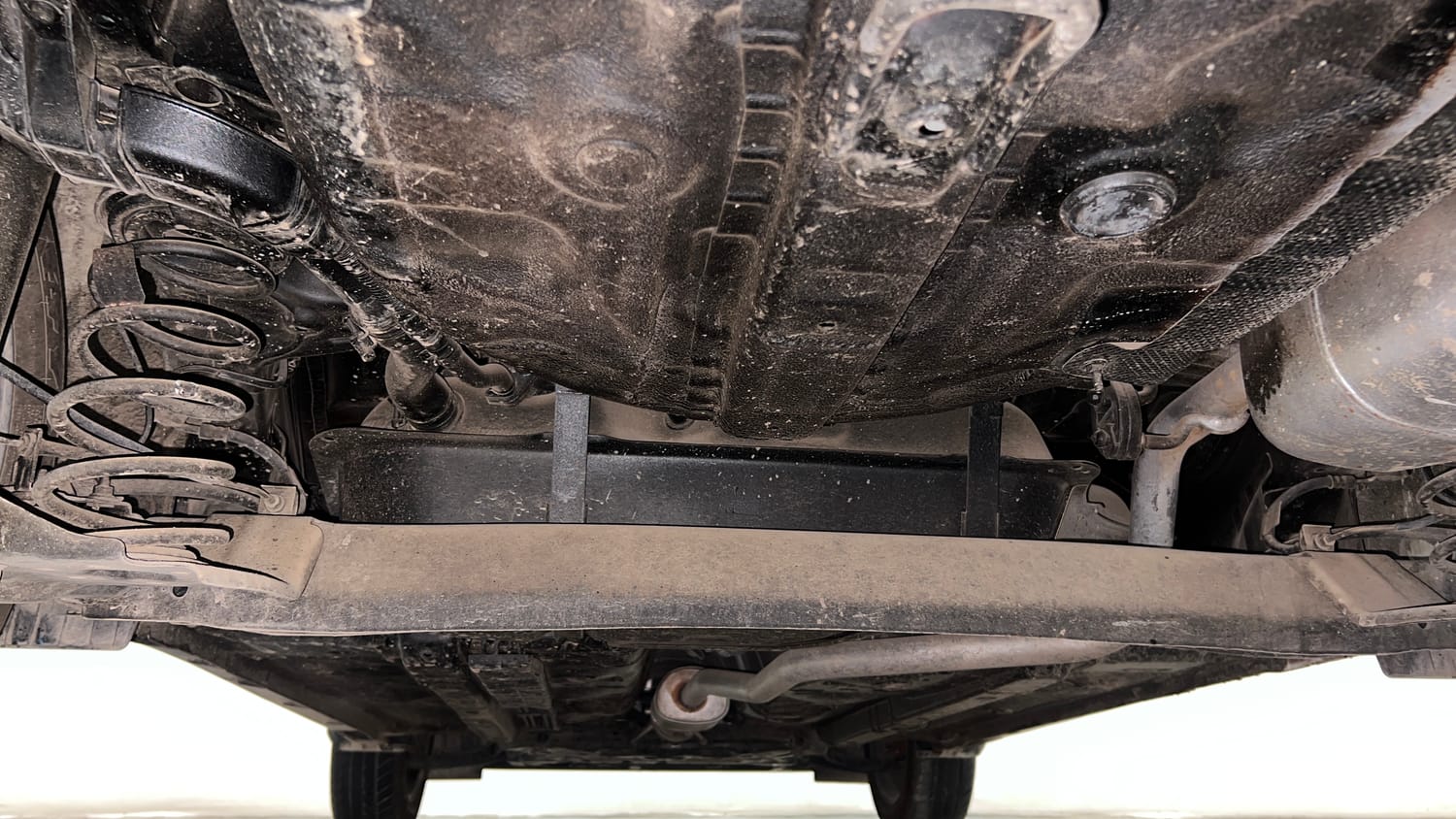 Used 2025 Hyundai Exter SX (O) Connect 1.2 AMT Petrol Automatic extra REAR UNDERBODY VIEW (TAKEN FROM REAR)