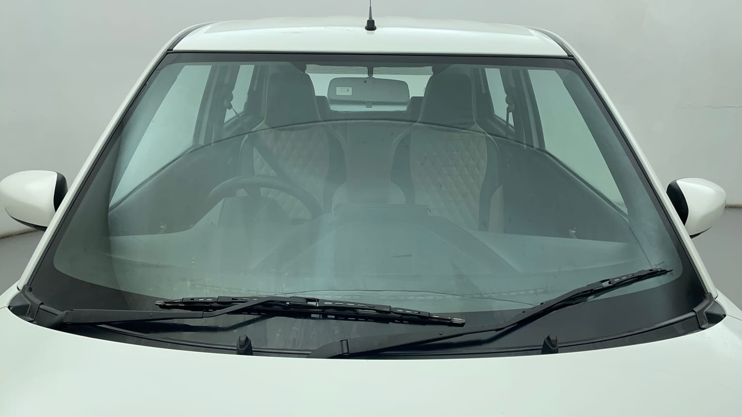Used 2022 Maruti Suzuki Wagon R ZXI 1.2 Petrol Manual exterior FRONT WINDSHIELD VIEW