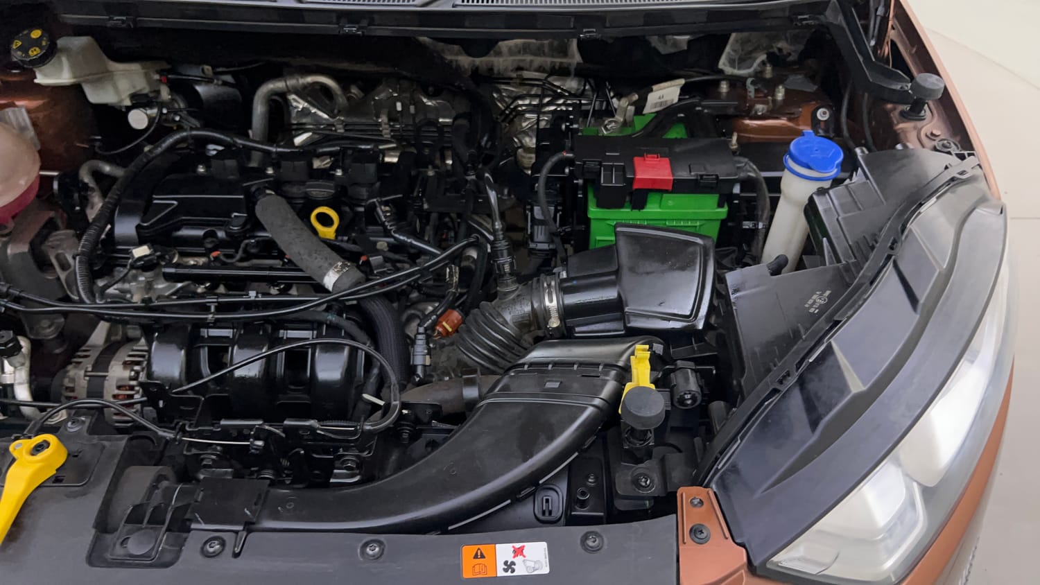 Used 2018 Ford EcoSport Titanium 1.5L Ti-VCT Petrol Manual engine ENGINE LEFT SIDE VIEW