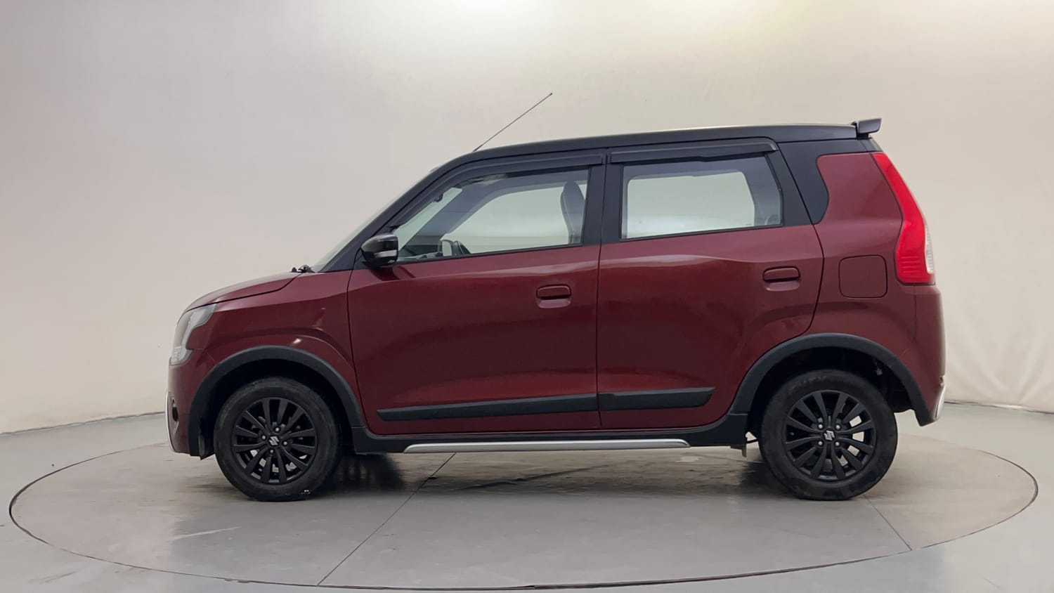 Used 2023 Maruti Suzuki Wagon R ZXI Plus 1.2 Dual Tone Petrol Manual exterior LEFT SIDE VIEW