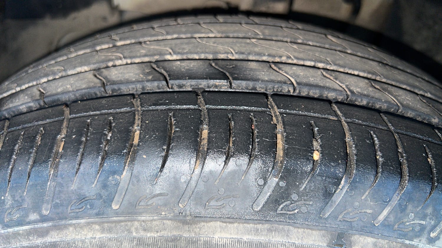 Used 2021 Tata Nexon EV XZ Plus Electric Automatic tyres LEFT FRONT TYRE TREAD VIEW