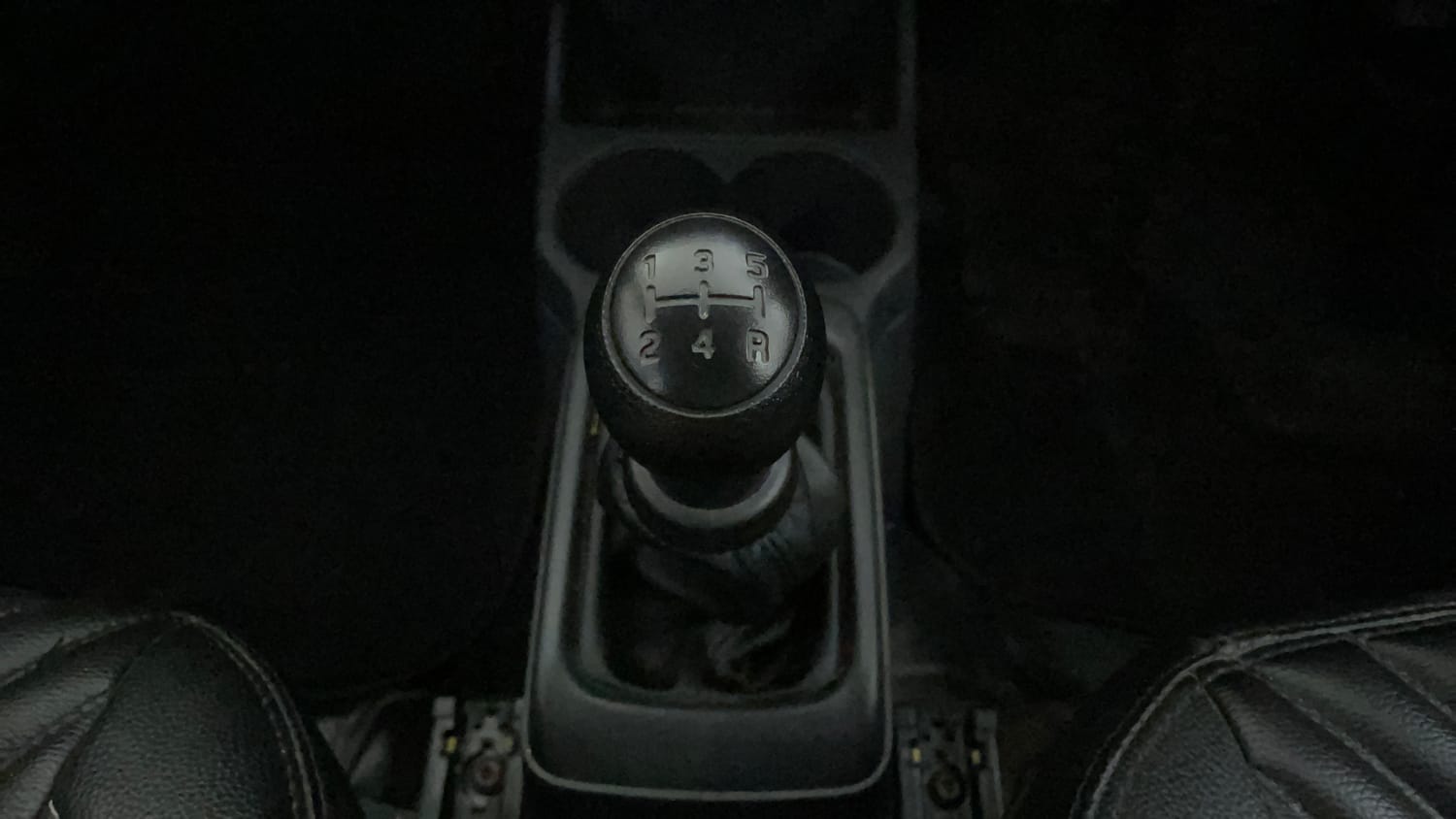 Used 2024 Maruti Suzuki Alto K10 VXi Plus Petrol Manual interior GEAR  KNOB VIEW