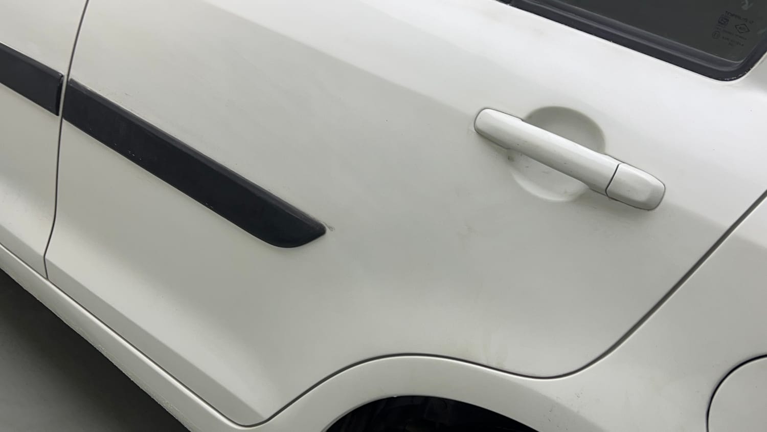 Used 2017 Maruti Suzuki Swift Dzire VXI Petrol Manual dents MINOR SCRATCH
