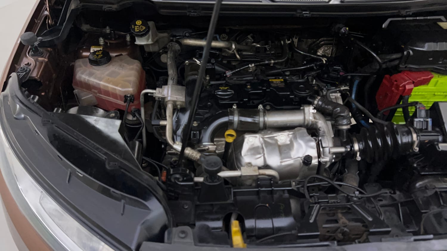 Used 2016 Ford EcoSport Titanium 1.5L TDCi Diesel Manual engine ENGINE RIGHT SIDE VIEW