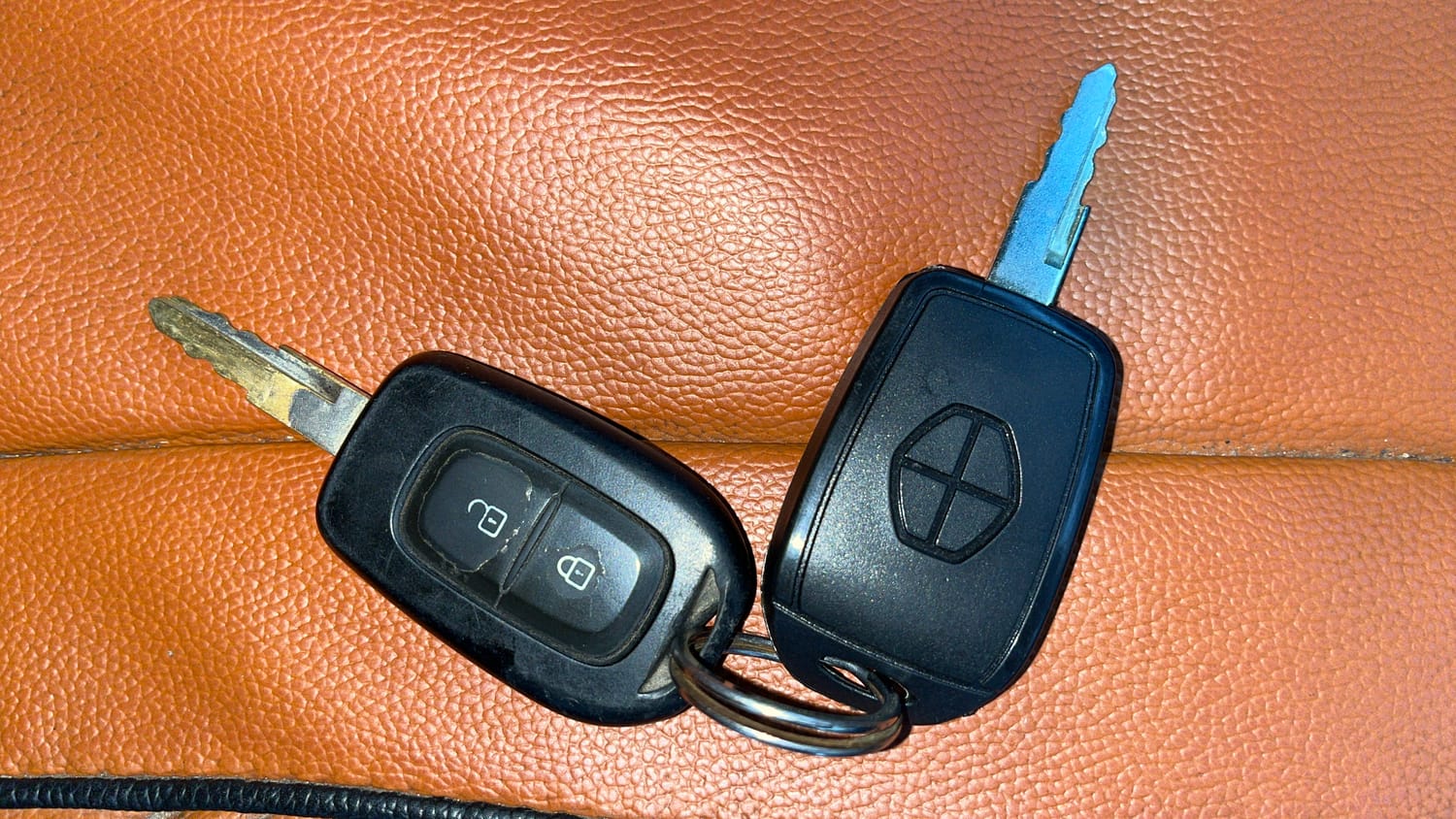 Used 2018 Renault Kwid CLIMBER 1.0 Petrol Manual extra CAR KEY VIEW