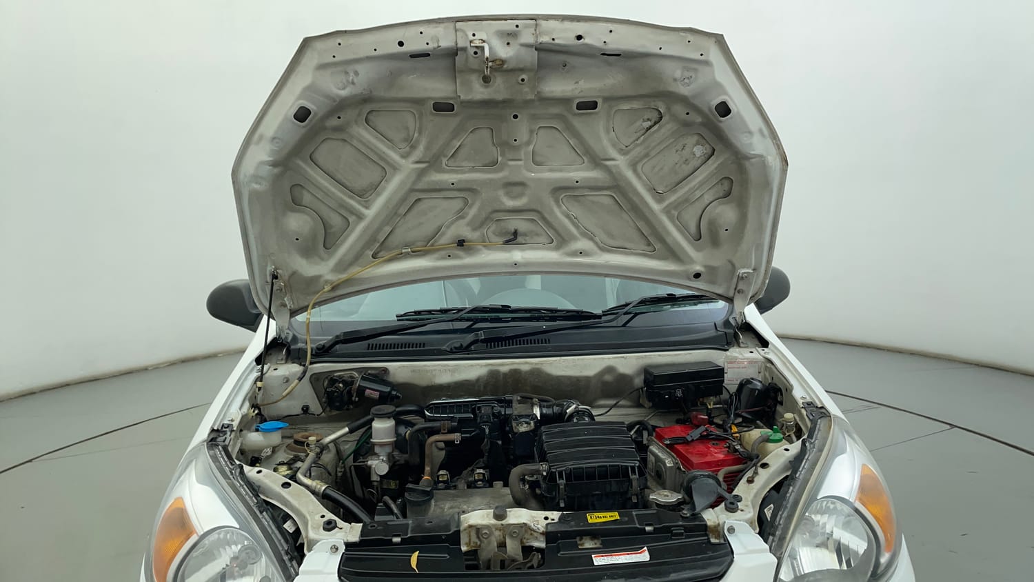 Used 2017 Maruti Suzuki Alto 800 LXi Petrol Manual engine ENGINE & BONNET OPEN FRONT VIEW