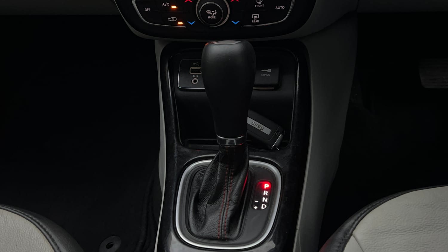Used 2019 Jeep Compass Limited 1.4 Petrol AT Petrol Automatic interior GEAR  KNOB VIEW