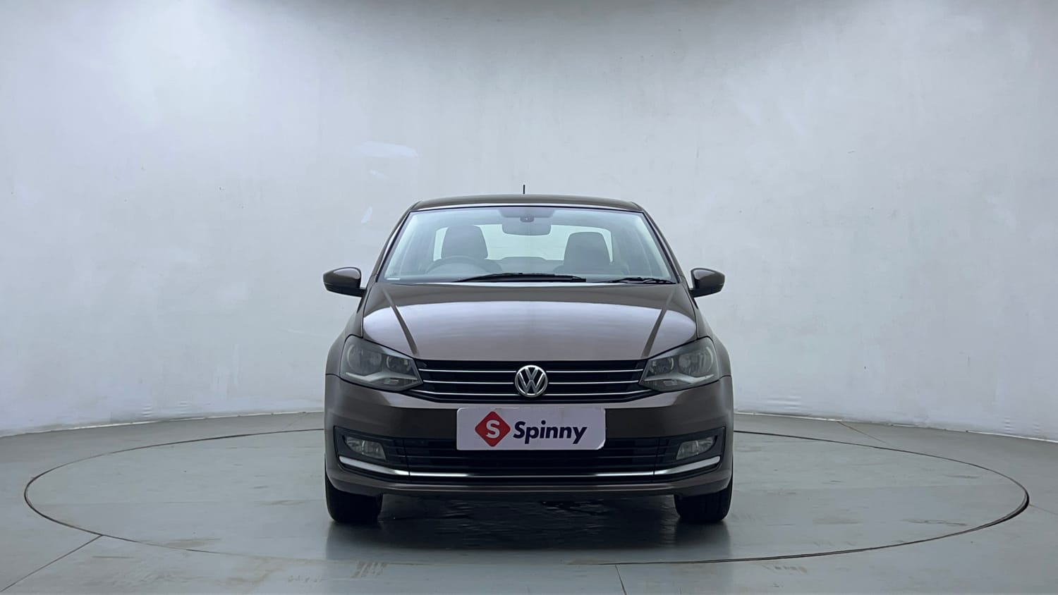 Used 2016 Volkswagen Vento Highline Petrol AT Petrol Automatic exterior FRONT VIEW