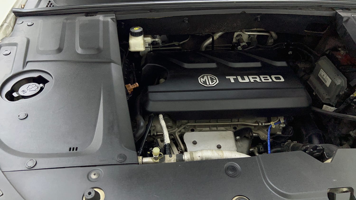 Used 2022 MG Motors Hector Sharp 1.5 Petrol CVT Petrol Automatic engine ENGINE RIGHT SIDE VIEW
